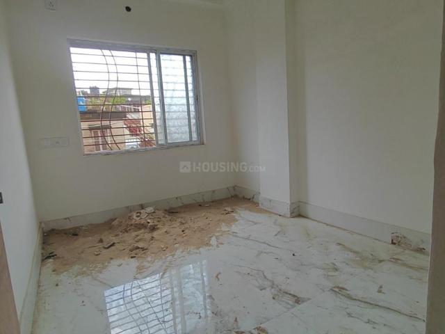 2 BHK Apartment in Keshtopur for resale Kolkata. The reference number is 21190632
