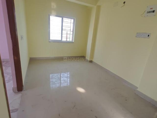2 BHK Apartment in Keshtopur for resale Kolkata. The reference number is 21192609