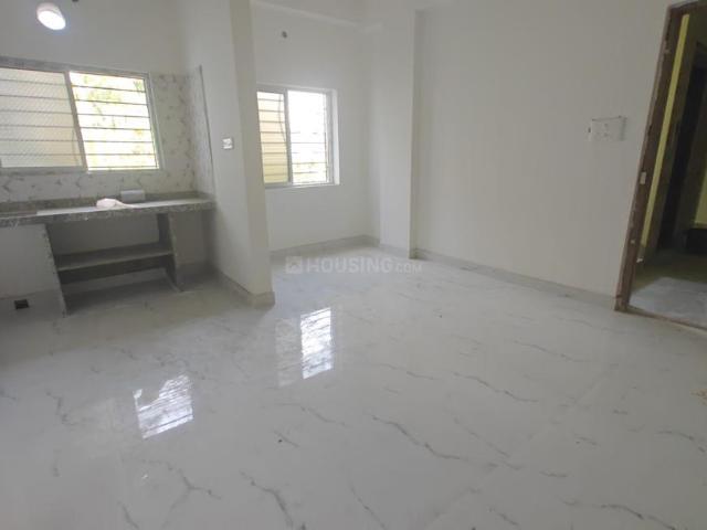 2 BHK Apartment in Keshtopur for resale Kolkata. The reference number is 21121112