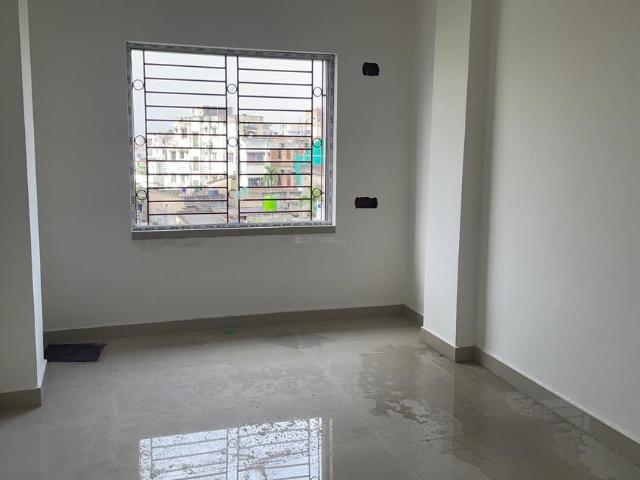 2 BHK Apartment in Keshtopur for resale Kolkata. The reference number is 21254604