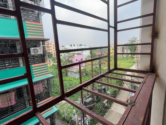 2 BHK Apartment in Keshtopur for resale Kolkata. The reference number is 21272524