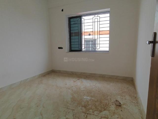 2 BHK Apartment in Keshtopur for resale Kolkata. The reference number is 21277952