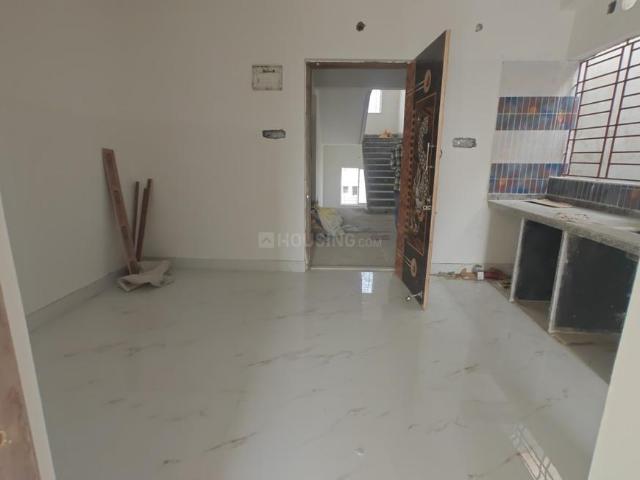 2 BHK Apartment in Keshtopur for resale Kolkata. The reference number is 21279237
