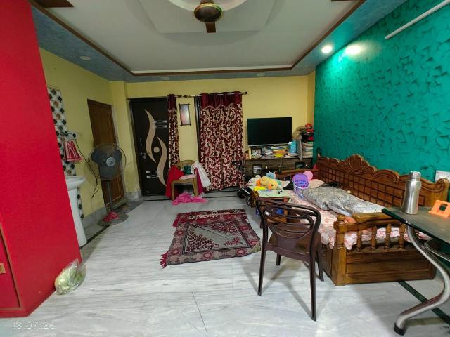 2 BHK Apartment in Keshtopur for resale Kolkata. The reference number is 21288768