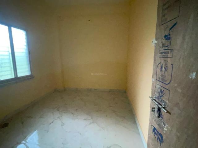 2 BHK Apartment in Keshtopur for resale Kolkata. The reference number is 21237980