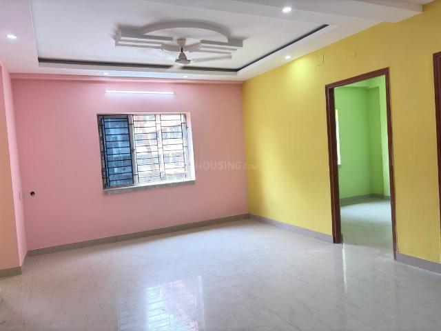2 BHK Apartment in Keshtopur for resale Kolkata. The reference number is 21307335