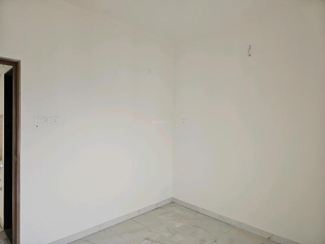2 BHK Apartment in Kesnand for rent Pune. The reference number is 20119453