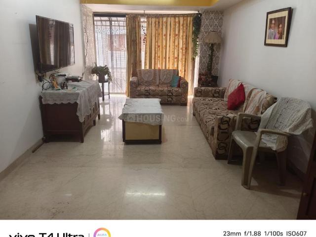 2 BHK Apartment in Khar West for rent Mumbai. The reference number is 19415276
