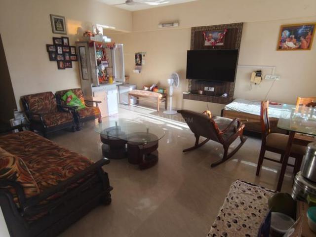 2 BHK Apartment in Khar West for rent Mumbai. The reference number is 20158881