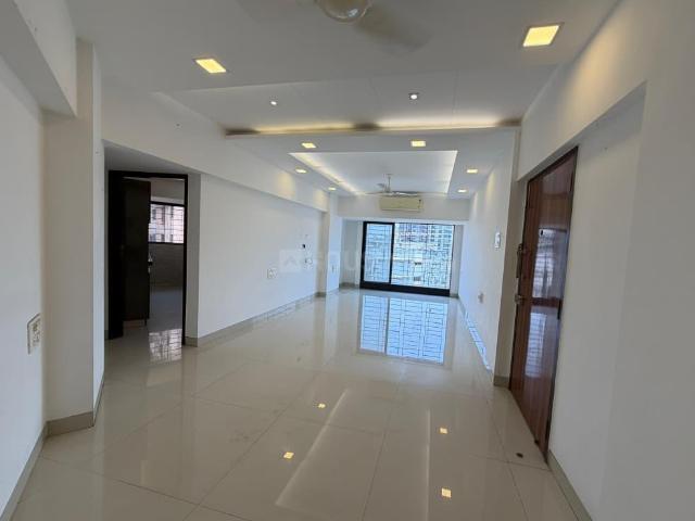 2 BHK Apartment in Khar West for rent Mumbai. The reference number is 20406314