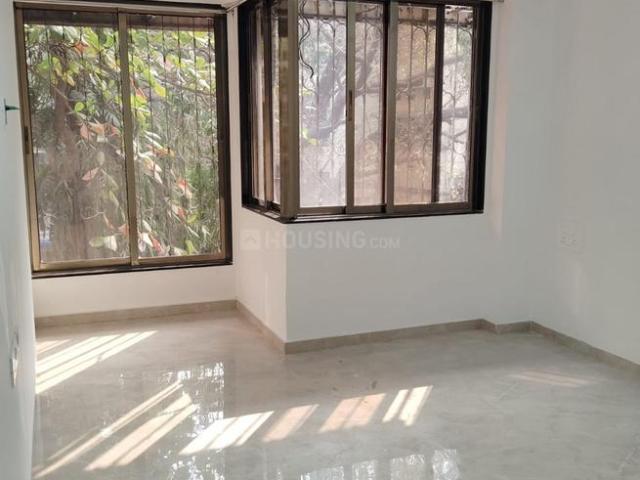 2 BHK Apartment in Khar West for rent Mumbai. The reference number is 20645586