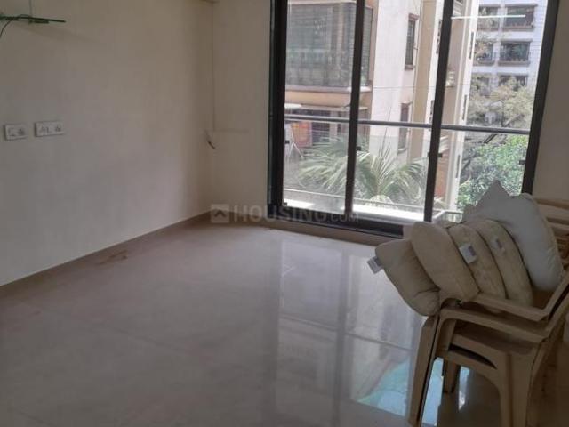 2 BHK Apartment in Khar West for rent Mumbai. The reference number is 20650362