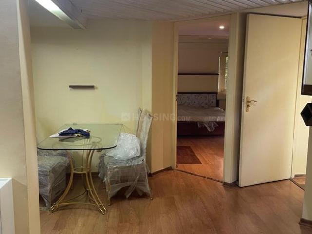 2 BHK Apartment in Khar West for rent Mumbai. The reference number is 20716509