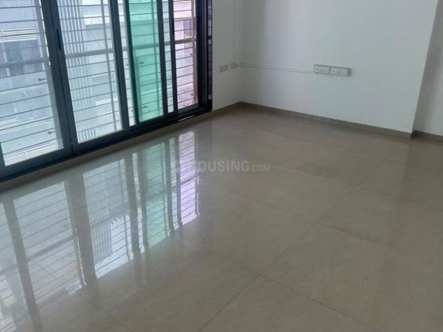 2 BHK Apartment in Khar West for rent Mumbai. The reference number is 21129600