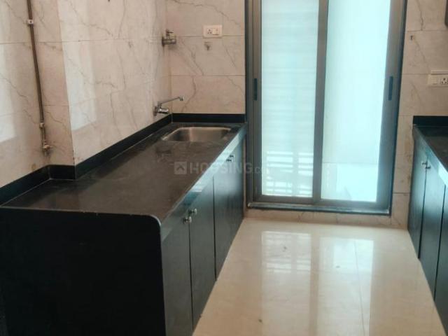 2 BHK Apartment in Khar West for rent Mumbai. The reference number is 21133644
