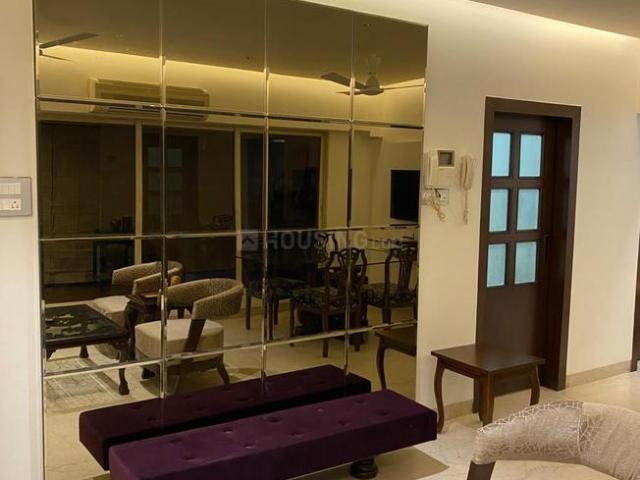 2 BHK Apartment in Khar West for resale Mumbai. The reference number is 16501738