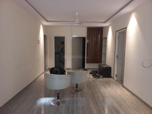 2 BHK Apartment in Khar West for resale Mumbai. The reference number is 21000989