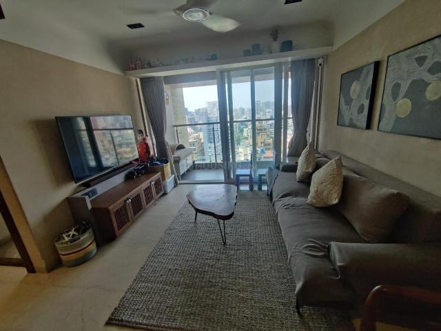 2 BHK Apartment in Khar West for resale Mumbai. The reference number is 21264116