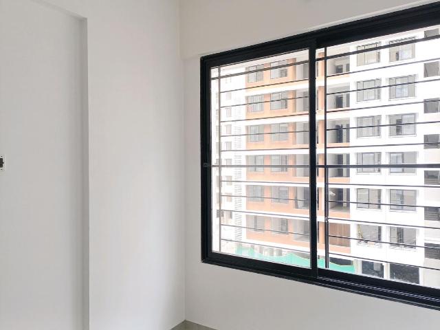 2 BHK Apartment in Kharadi for rent Pune. The reference number is 15873145