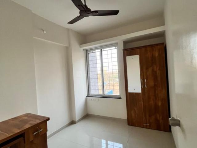 2 BHK Apartment in Kharadi for rent Pune. The reference number is 15961137