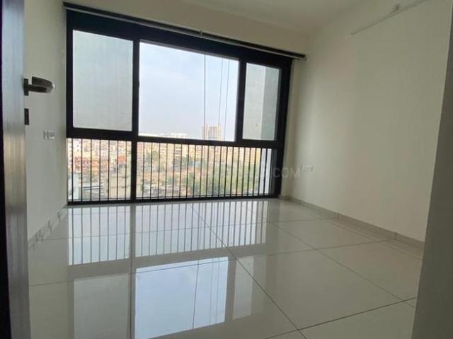 2 BHK Apartment in Kharadi for rent Pune. The reference number is 16283577
