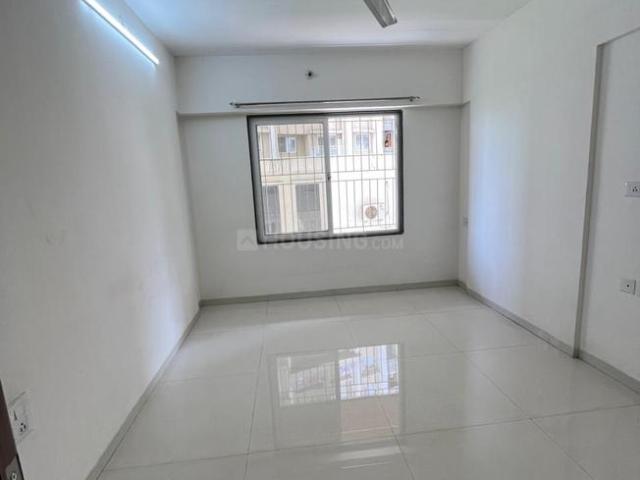 2 BHK Apartment in Kharadi for rent Pune. The reference number is 18299558