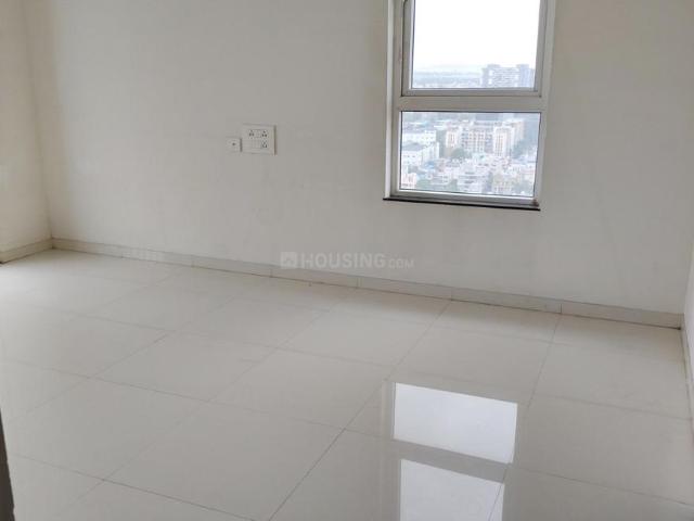 2 BHK Apartment in Kharadi for rent Pune. The reference number is 18977767
