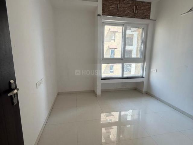 2 BHK Apartment in Kharadi for rent Pune. The reference number is 19525952