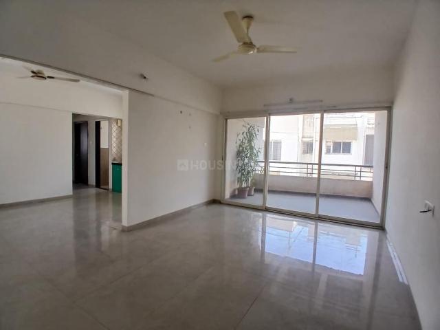 2 BHK Apartment in Kharadi for rent Pune. The reference number is 19848108