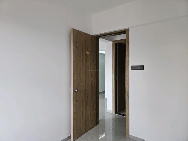 2 BHK Apartment in Kharadi for rent Pune. The reference number is 19848165