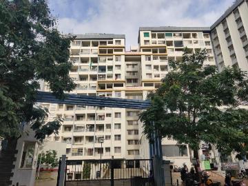 2 BHK Apartment in Kharadi for rent Pune. The reference number is 20005164