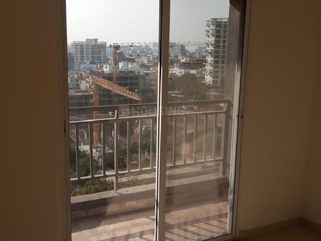 2 BHK Apartment in Kharadi for rent Pune. The reference number is 20166505