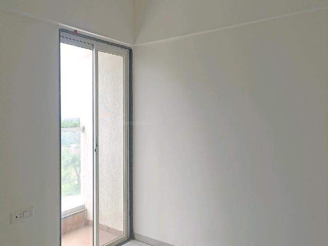 2 BHK Apartment in Kharadi for rent Pune. The reference number is 20365515