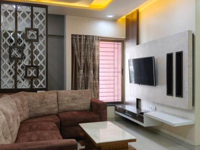 2 BHK Apartment in Kharadi for rent Pune. The reference number is 20377506