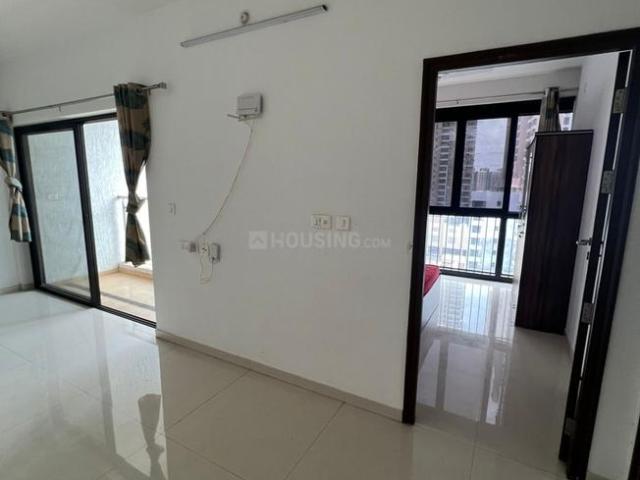 2 BHK Apartment in Kharadi for rent Pune. The reference number is 20419340