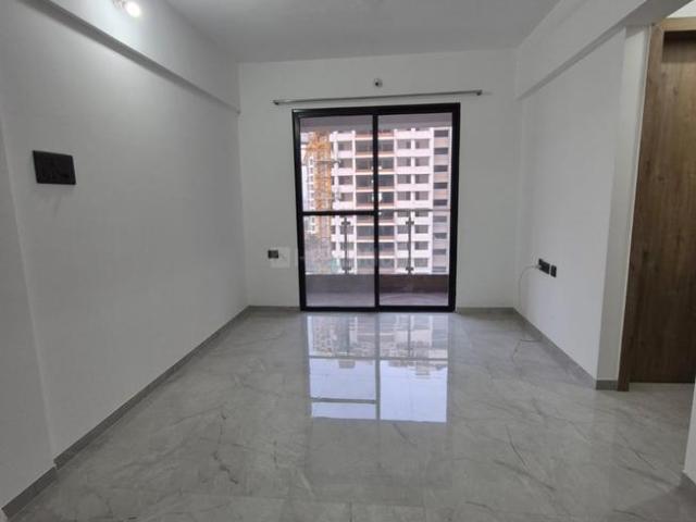 2 BHK Apartment in Kharadi for rent Pune. The reference number is 20520712