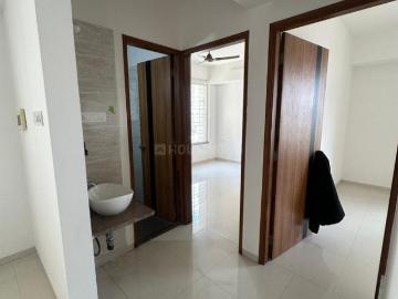 2 BHK Apartment in Kharadi for rent Pune. The reference number is 20521205
