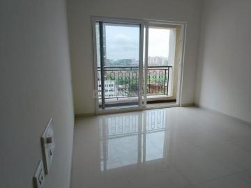 2 BHK Apartment in Kharadi for rent Pune. The reference number is 20540885