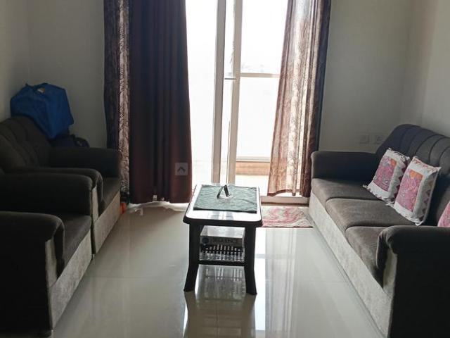 2 BHK Apartment in Kharadi for rent Pune. The reference number is 20611623