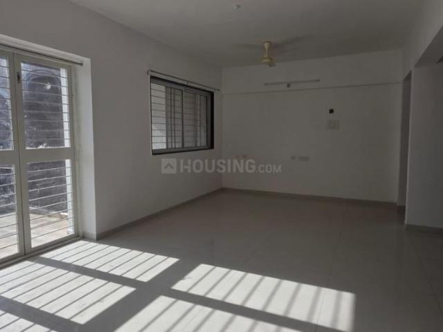 2 BHK Apartment in Kharadi for rent Pune. The reference number is 20624380