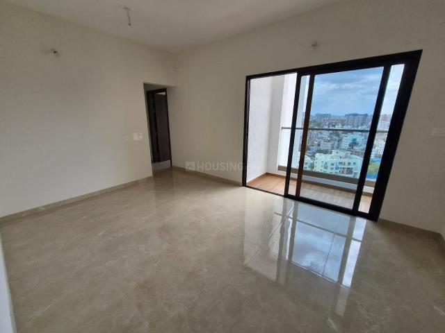 2 BHK Apartment in Kharadi for rent Pune. The reference number is 20620396