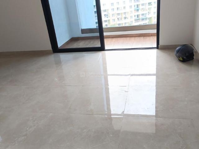 2 BHK Apartment in Kharadi for rent Pune. The reference number is 20640947