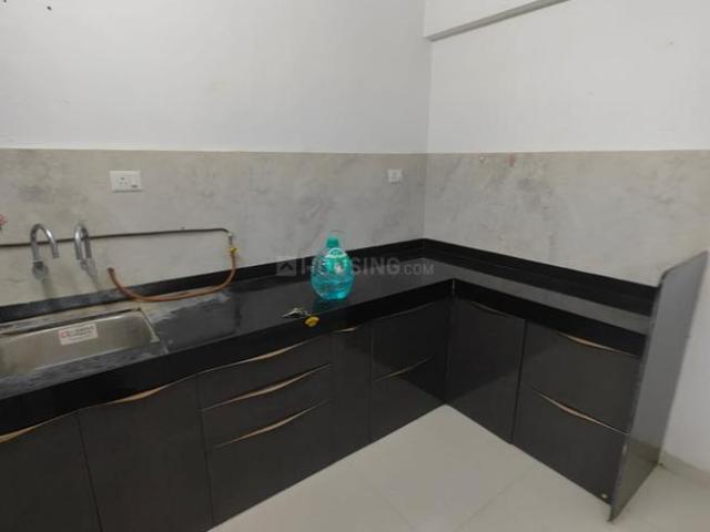 2 BHK Apartment in Kharadi for rent Pune. The reference number is 20652098