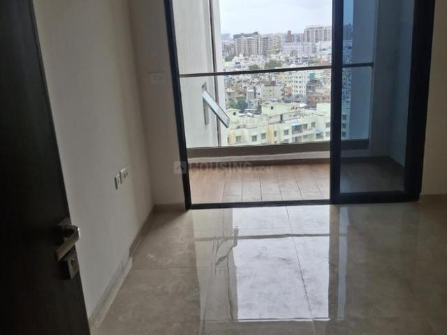 2 BHK Apartment in Kharadi for rent Pune. The reference number is 20692952