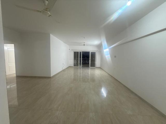 2 BHK Apartment in Kharadi for rent Pune. The reference number is 20733398