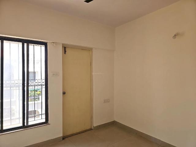 2 BHK Apartment in Kharadi for rent Pune. The reference number is 20768674