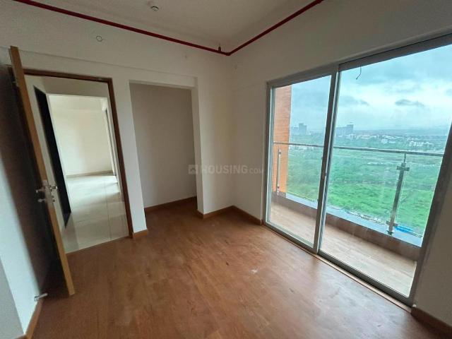 2 BHK Apartment in Kharadi for rent Pune. The reference number is 20831902