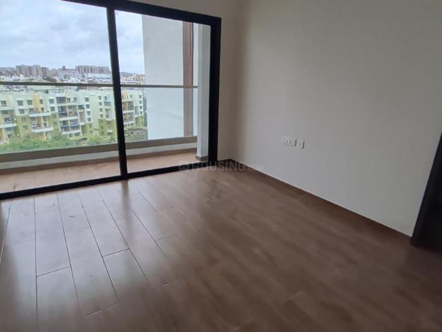 2 BHK Apartment in Kharadi for rent Pune. The reference number is 20853015