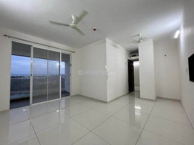 2 BHK Apartment in Kharadi for rent Pune. The reference number is 20870904