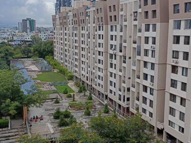2 BHK Apartment in Kharadi for rent Pune. The reference number is 20946920